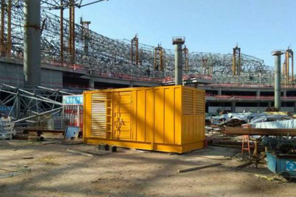 咸丰发电机出租如何判断空气滤清器是否需要更换？