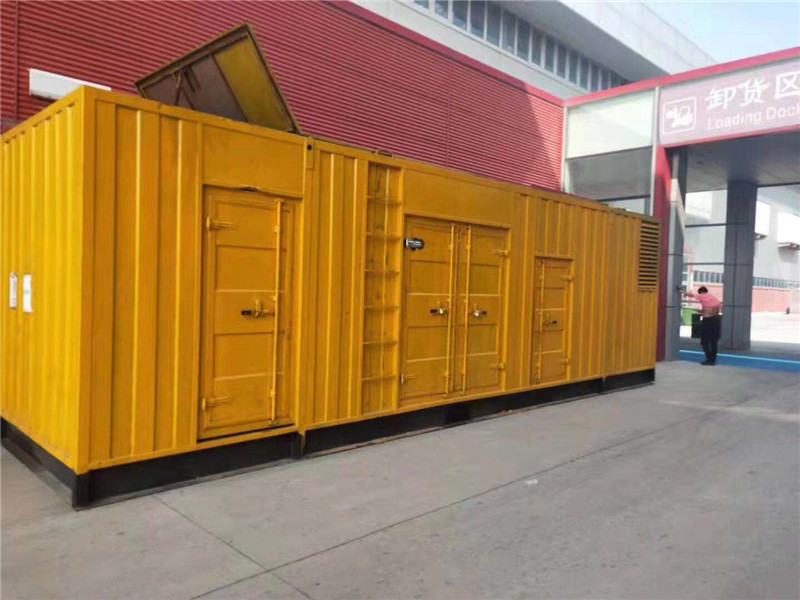 咸丰国内外发电机组租赁合同在明确设备维护责任方面有哪些不同做法？